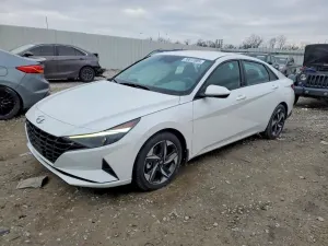 Hyundai Elantra SEL 2.0L 4 2023