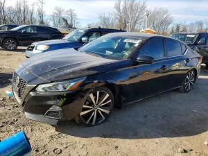 Nissan Altima SR 2.5L 4 2020
