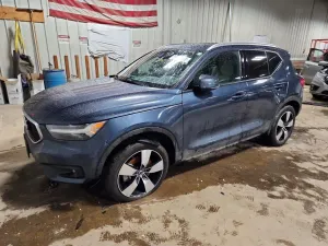 Volvo XC40 T5 MOMENTUM 2.0L 4 2021