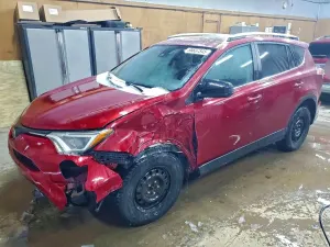 Toyota Rav4 LE 2.5L 4 2018