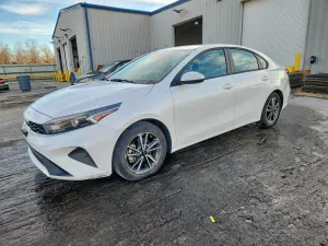 Kia Cerato / Forte / K3 LX 2.0L 4 2023