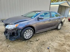 Toyota Camry BASE 2.5L 4 2012