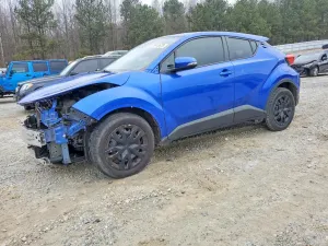 Toyota C-HR XLE 2.0L 4 2020