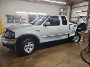 Ford F-150 5.4L 8 2003