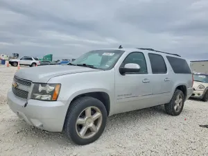 Chevrolet Suburban K1500 LTZ 5.3L 8 2013