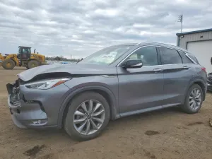 Infiniti QX50 LUXE 2.0L 4 2021