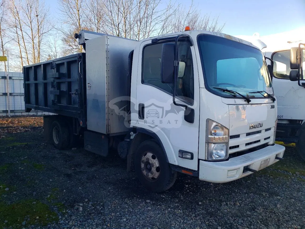 Isuzu NPR 3.0L 4 2011