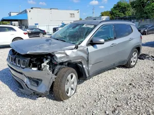 Jeep Compass LATITUDE 2.4L 4 2021
