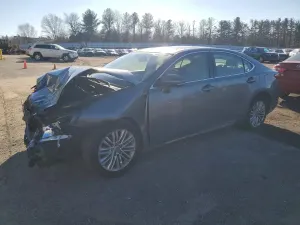 Lexus ES 350 3.5L 6 2013