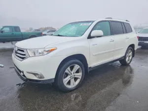Toyota Highlander LIMITED 3.5L 6 2013