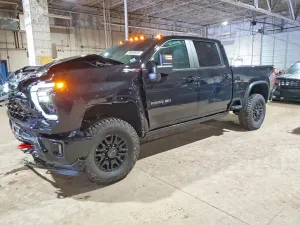 Chevrolet Silverado 1500 K2500 ZR2 6.6L 8 2025