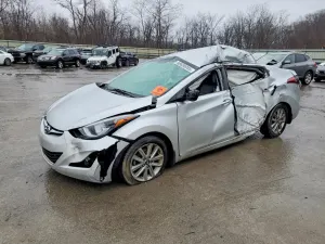 Hyundai Elantra SE 1.8L 4 2016