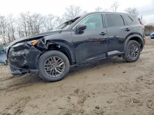 Nissan Rogue S 2.5L 4 2021