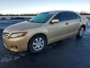 Toyota Camry BASE 2.5L 4 2011