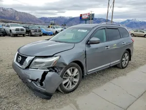 Nissan Pathfinder S 3.5L 6 2016