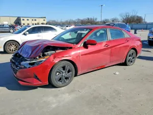Hyundai Elantra SEL 2.0L 4 2023