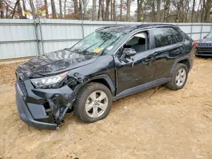 Toyota Rav4 XLE 2.5L 4 2021