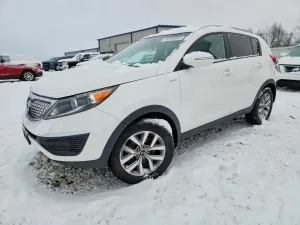 Kia Sportage LX 2.4L 4 2015