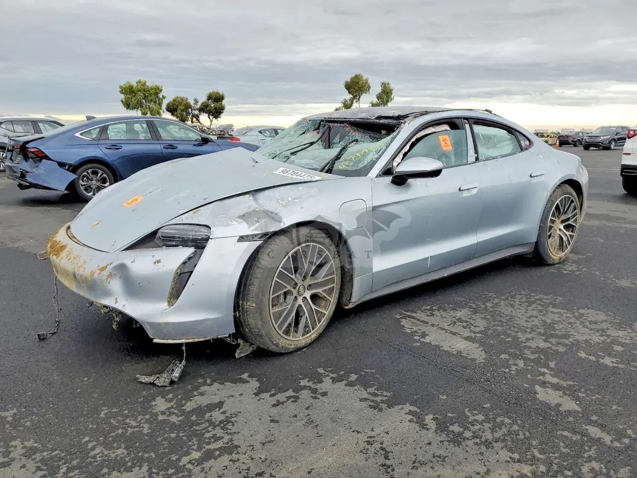 Porsche Taycan U 2024