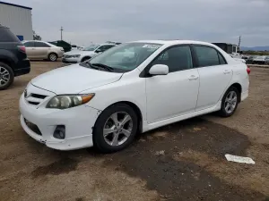 Toyota Corolla BASE 1.8L 4 2011