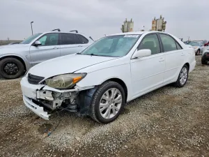 Toyota Camry LE 2.4L 4 2003