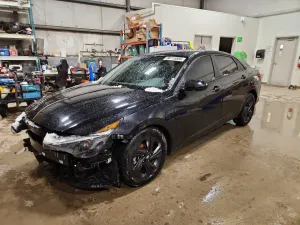 Hyundai Elantra 2.0L 4 2021