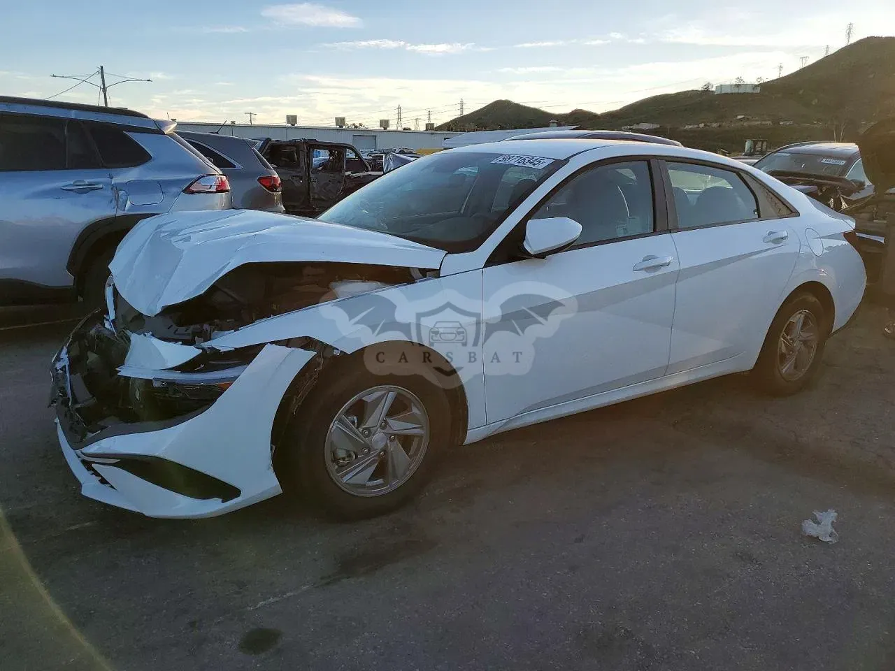 Hyundai Elantra SE 2.0L 4 2025