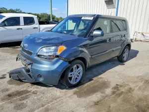 Kia Soul + 2.0L 4 2011