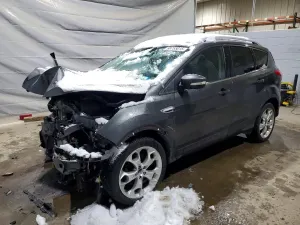 Ford Escape TITANIUM 2.0L 4 2015