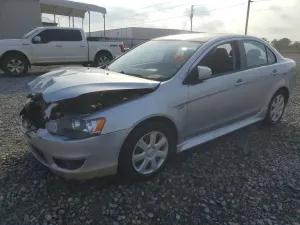 Mitsubishi Lancer ES 2.0L 4 2015