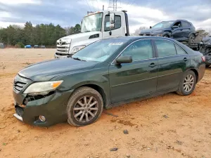 Toyota Camry BASE 2.5L 4 2010