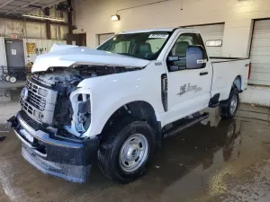 Ford F-250 SUPER DUTY 6.8L 8 2023