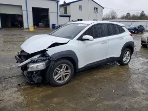 Hyundai Kona SE 2.0L 4 2021