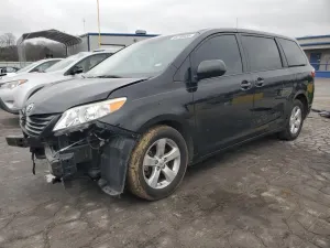 Toyota Sienna 3.5L 6 2017