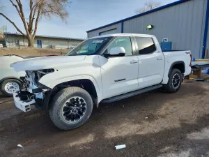 Toyota Tundra CREWMAX SR 3.4L 6 2025