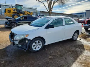 Toyota Corolla BASE 1.8L 4 2010