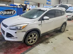 Ford Escape TITANIUM 1.6L 4 2016