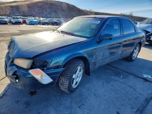 Toyota Camry CE 3.0L 6 1997