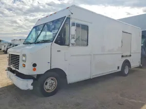 Ford Econoline E450 SUPER DUTY COMMERCIAL STRIPPED CHASSIS 5.4L 8 2010