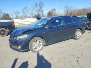 Toyota Camry HYBRID 2.5L 4 2014