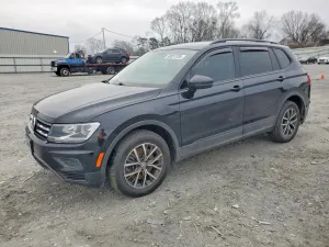 Volkswagen Tiguan S 2.0L 4 2021