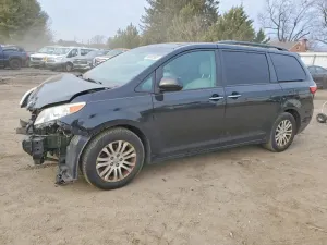 Toyota Sienna XLE 3.5L 6 2017