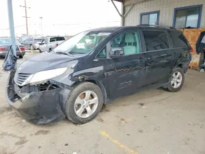 Toyota Sienna LE 3.5L 6 2013