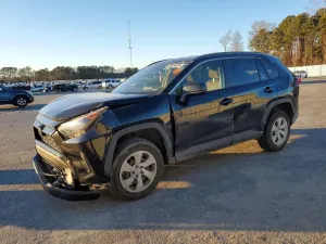 Toyota Rav4 LE 2.5L 4 2019