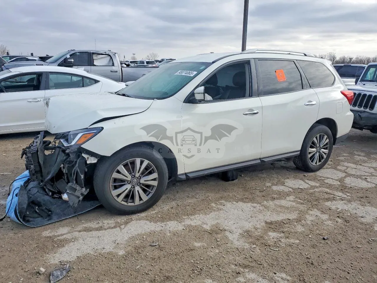 Nissan Pathfinder S 3.5L 6 2019