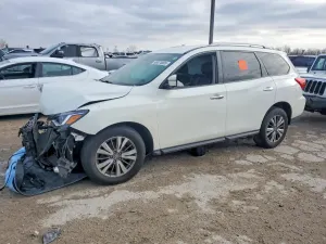 Nissan Pathfinder S 3.5L 6 2019