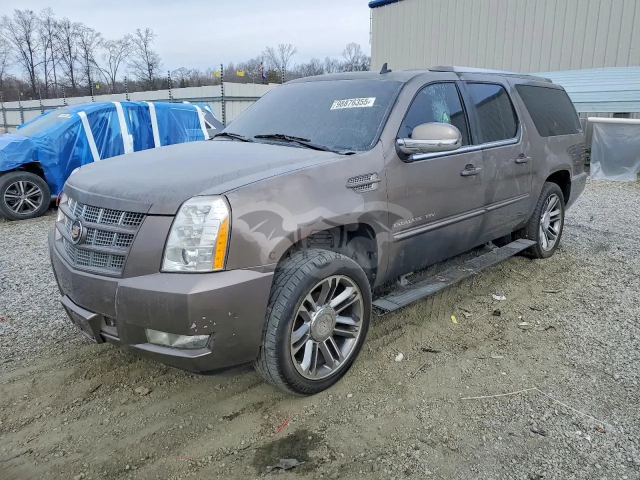 Cadillac Escalade 6.2L 8 2013