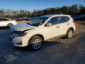 Nissan Rogue S 2.5L 4 2018