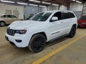 Jeep Grand Cherokee LAREDO 3.6L 6 2021