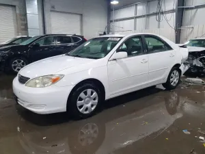 Toyota Camry LE 2.4L 4 2004